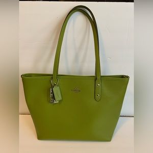 Coach Saffiano green shoulder bag